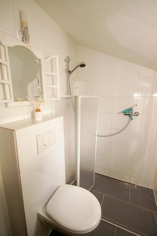 Ferienwohnanlage Bruckner Apartment Rostock Exterior foto